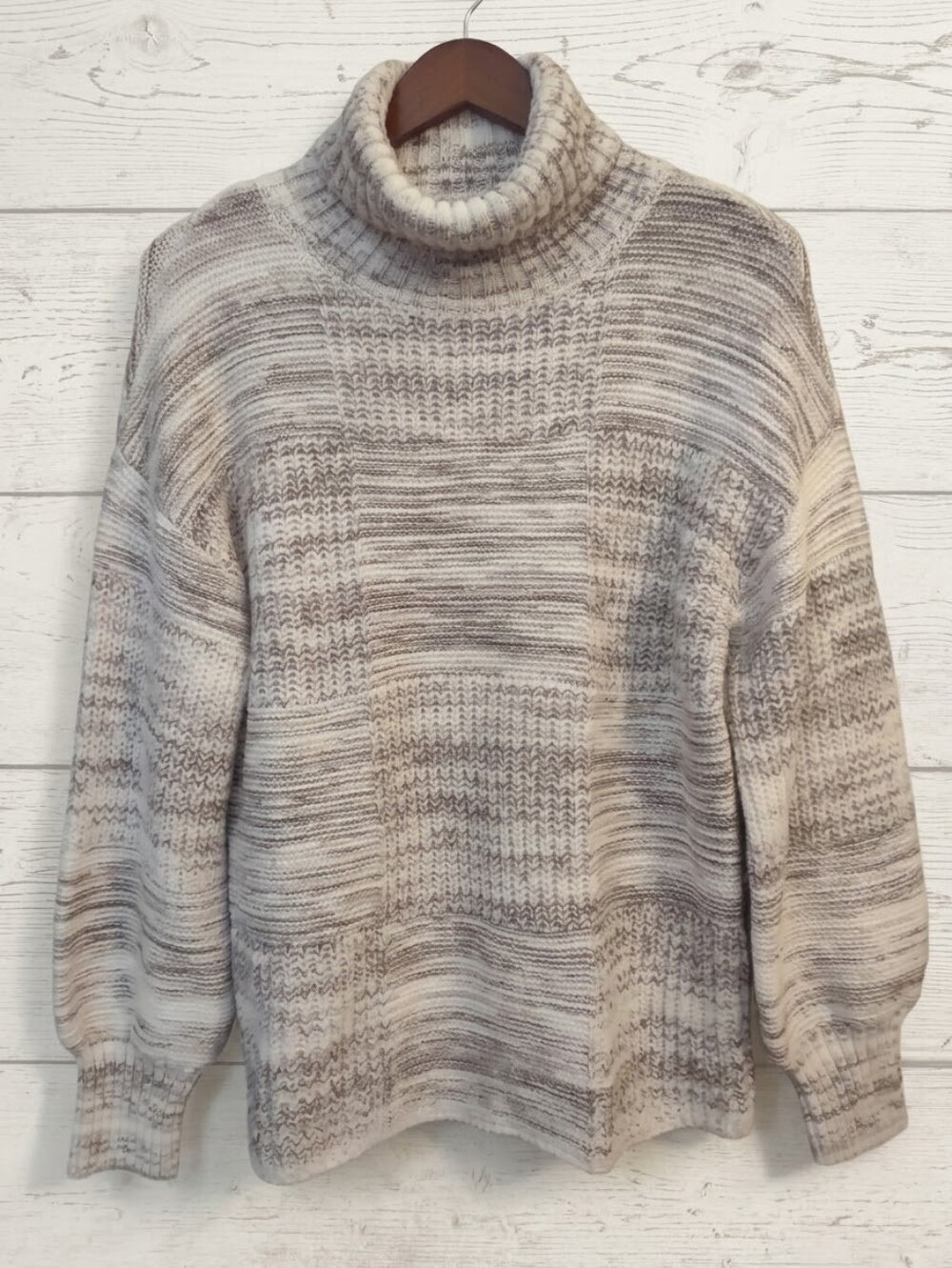 Liz Claiborne Women's Large Marled Neutral Turtleneck Sweater Chunky Knit Size L